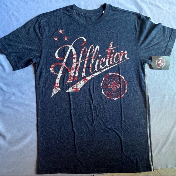 Affliction Men's Dark Blue and Red Graphic Tee - Picture 1 of 6
